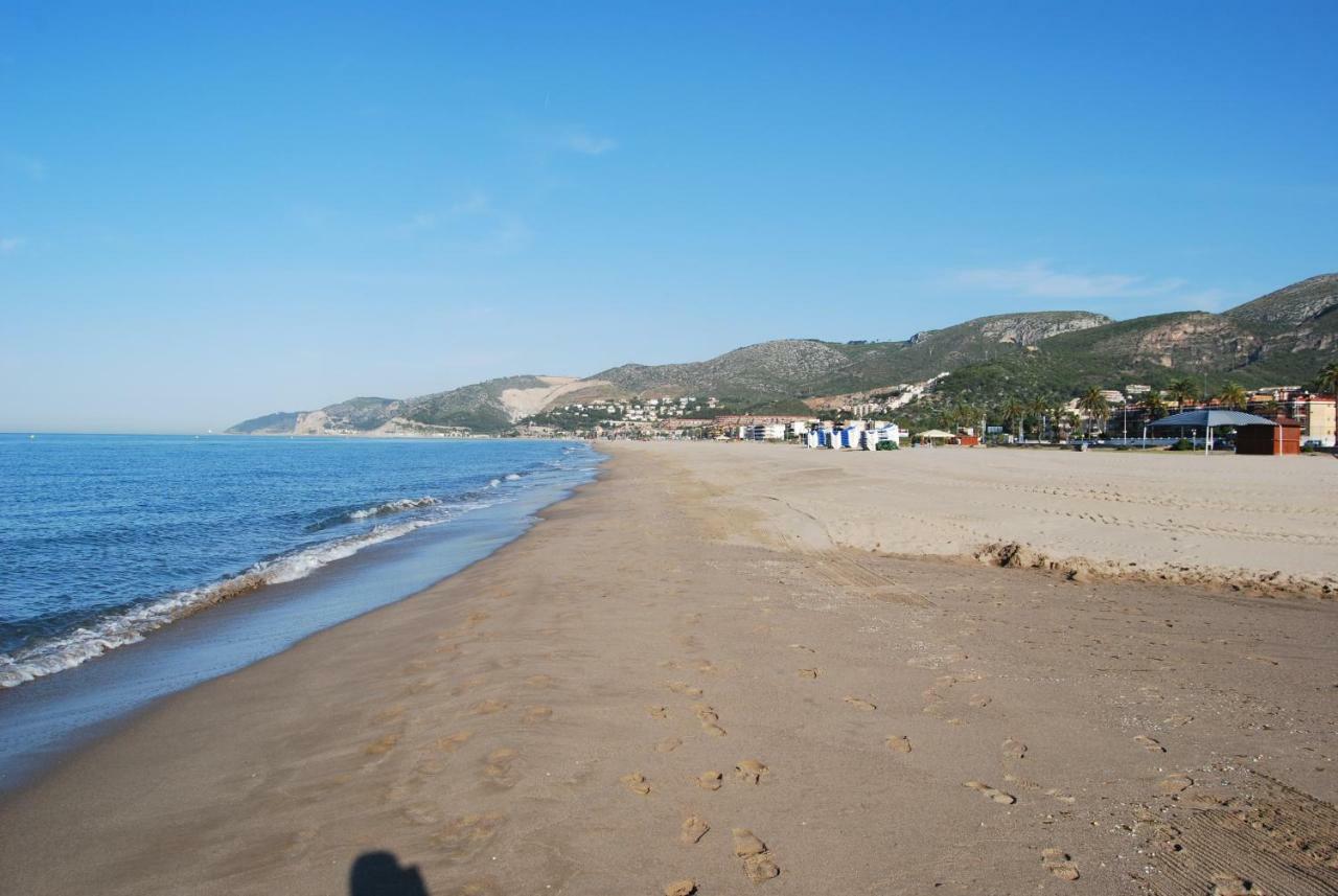 Apartamento Playa Mar Castelldefels Exterior photo